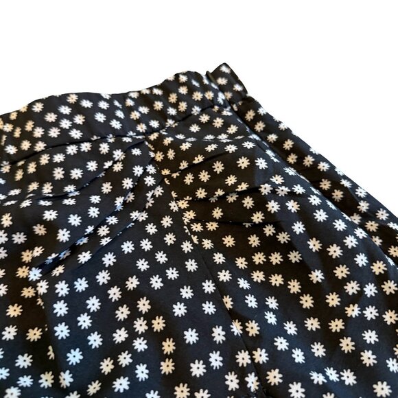 Princess Polly Black White Floral Print Skirt Midi High Slit Flowy Trendy Size 4 - Picture 5 of 10